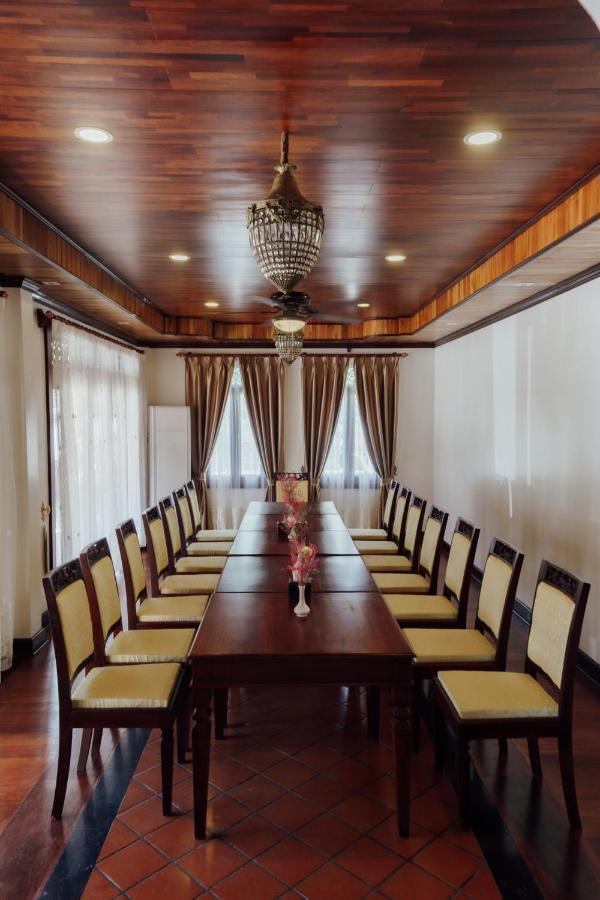 Lux Hotel Luang Prabang Exterior photo