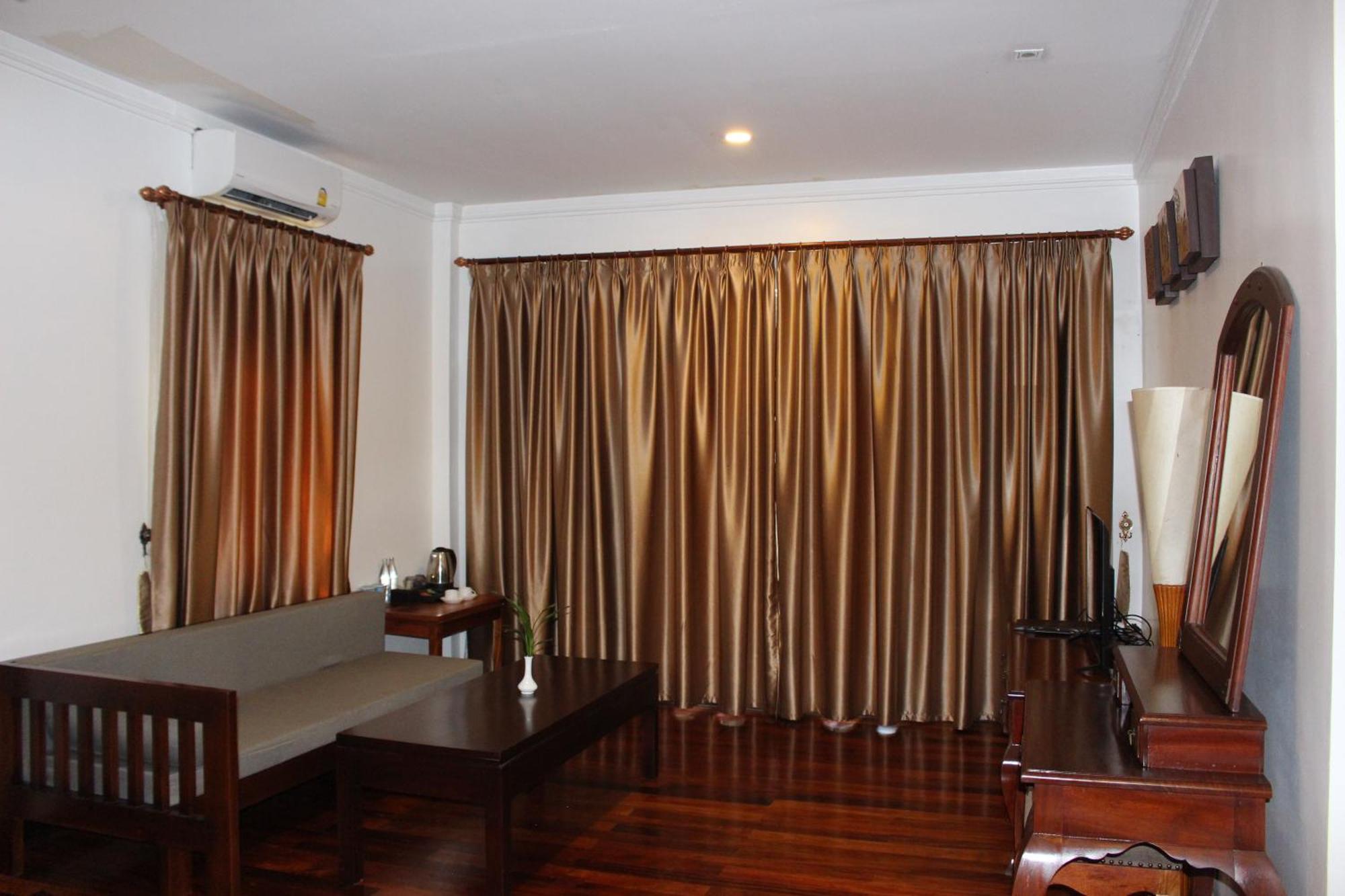 Lux Hotel Luang Prabang Exterior photo
